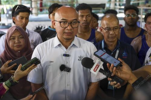 FADZLI MOHAMAD KAMAL