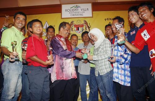 WAN ADNAN WAN MAMAT