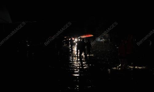 PH03_24122014_BANJIR