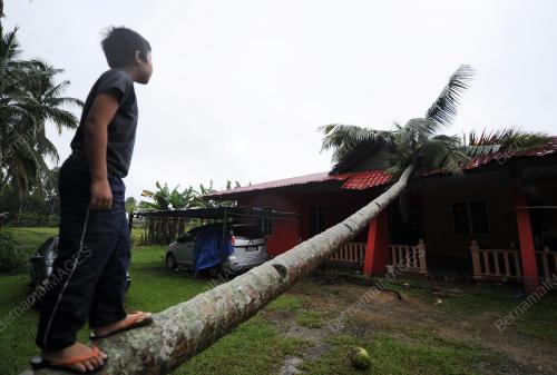 PH03_25122012_BANJIR