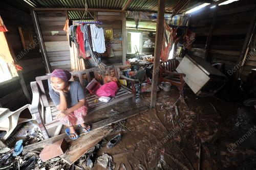 PH03_26122012_BANJIR