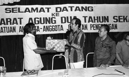 PH03_28012015_MESYUARAT_AGONG