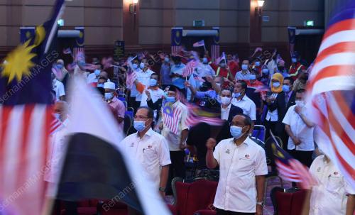 DATUK SERI WAN ROSDY WAN ISMAIL