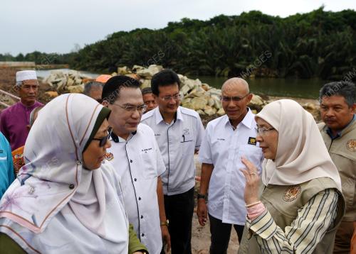 PH03_28102019_TEBATAN_BANJIR