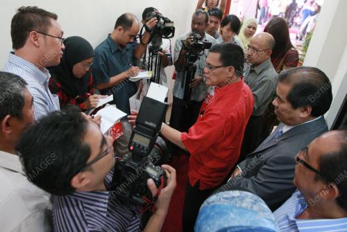 ADNAN YAAKOB