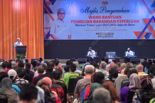 DATUK SERI ISMAIL SABRI YAAKOB