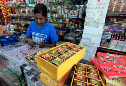 TINJAUAN PERSIAPAN DEEPAVALI