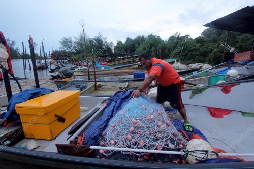 PH03_29122013_GELOMBANG
