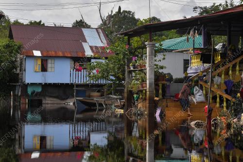 BANJIR MULAI SURUT DI PEKAN, PAHANG