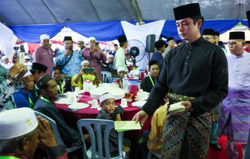 TENGKU HASSANAL IBRAHIM ALAM SHAH AL SULTAN ABDULLAH