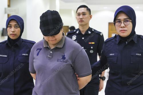 PECAH AMANAH LEBIH RM600,000
