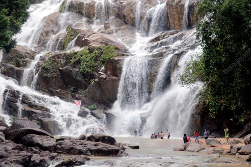 PH03_30112019_AIR_TERJUN