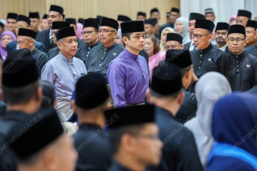 TENGKU HASSANAL IBRAHIM ALAM SHAH AL SULTAN ABDULLAH
