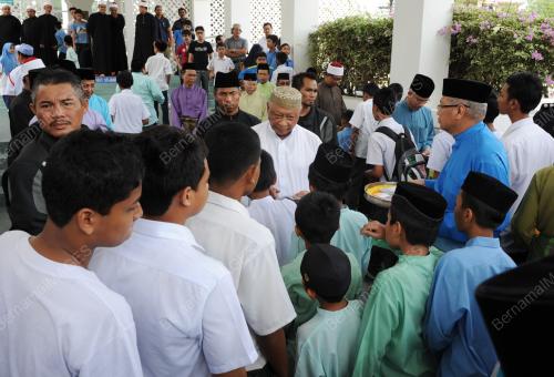SULTAN AHMAD SHAH