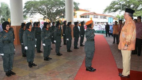 MOHD NAJIB TUN ABDUL RAZAK