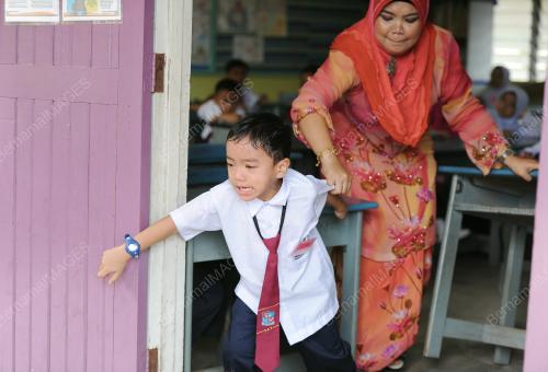 PH04_02012014_SEKOLAH