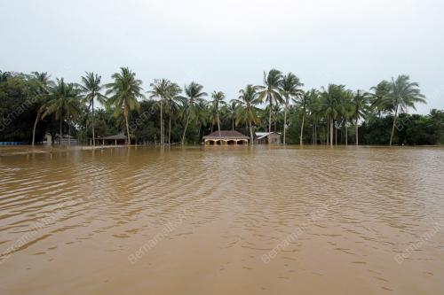 PH04_04012015_BANJIR