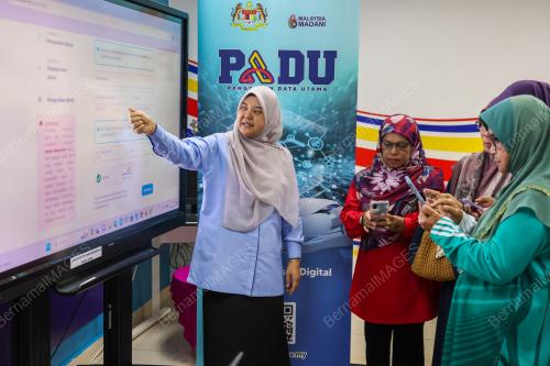 SISTEM PENGKALAN DATA UTAMA (PADU)