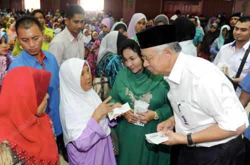 PH04_04082013_PM_ZAKAT