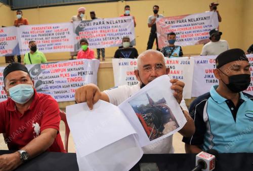NELAYAN LAUT DALAM
