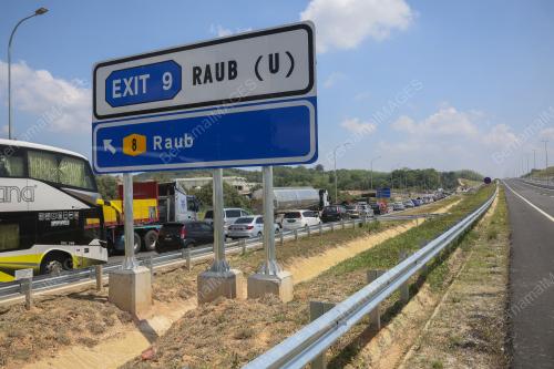 RAUB : ALIRAN TRAFIK MENINGKAT