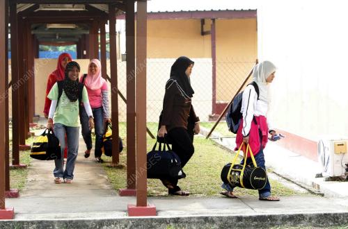 KOLEJ POLYTECH MARA TUTUP