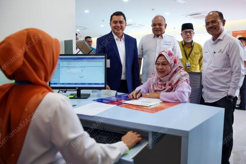 DATUK MOHAMAD NIZAR MOHD NAJIB