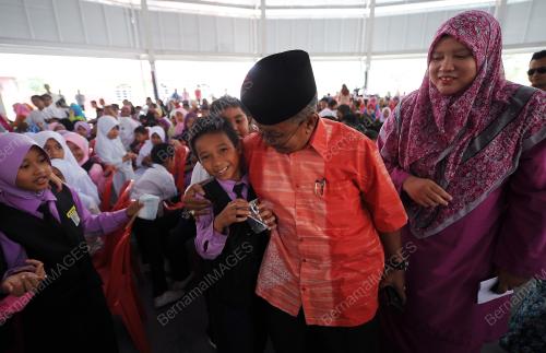 PH04_06022015_ISMAIL