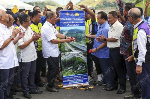 DATUK SERI ALEXANDER NANTA LINGGI