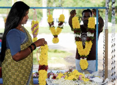 PH04_07112012_DEEPAVALI