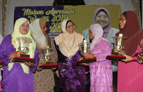 PH04_09032019_WANITA