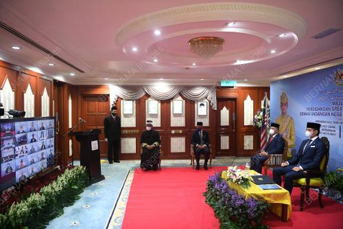 TENGKU HASSANAL IBRAHIM ALAM SHAH AL-SULTAN ABDULLAH