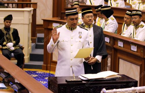 ISTIADAT PEMBUKAAN SIDANG DUN PAHANG