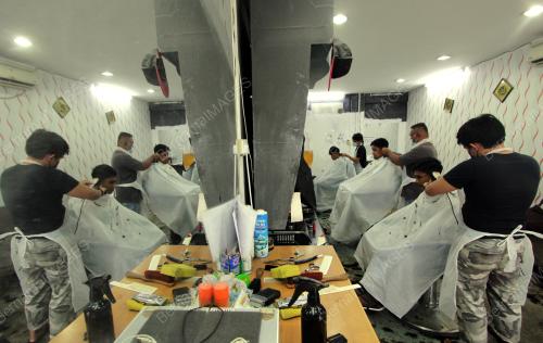 TINJAUAN OPERASI KEDAI GUNTING RAMBUT