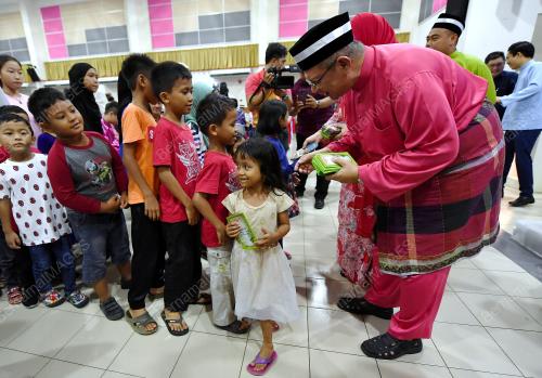 PH04_12062019_RAYA_BN201906111693