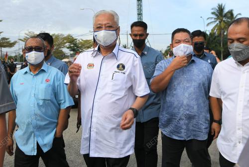 DATUK SERI ISMAIL SABRI YAAKOB