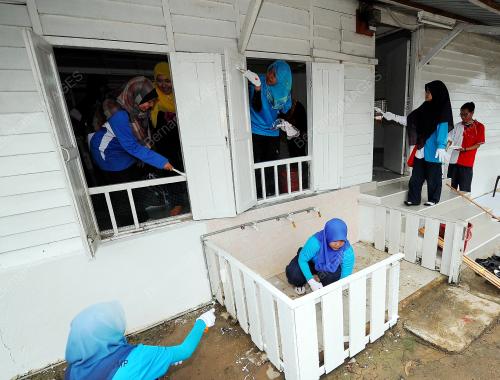 PH04_13012013_BANJIR