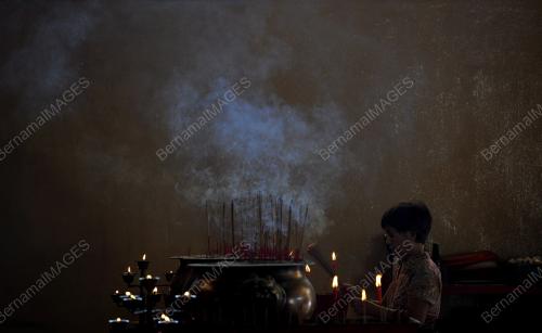 PH04_13052014_WESAK