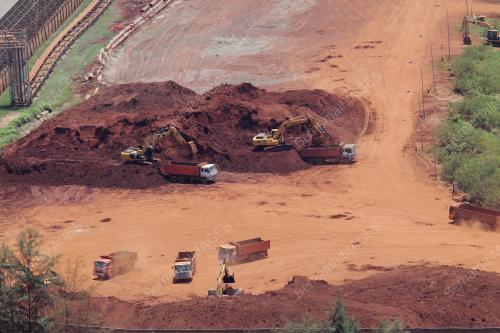 PH04_15032016_BAUKSIT