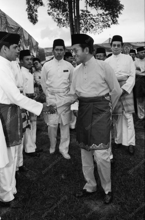 BERBUKA PUASA