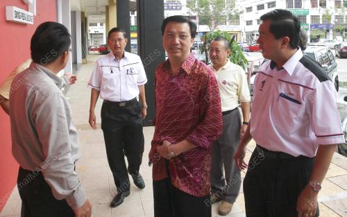 LIOW TIONG LAI