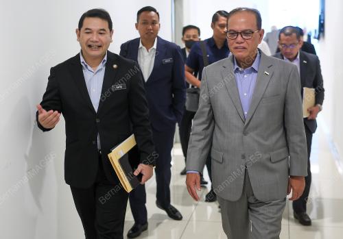 RAFIZI RAMLI