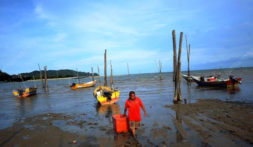 PH04_17092017_NELAYAN