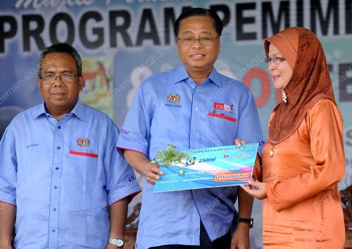 PH04_17112012_ISMAIL