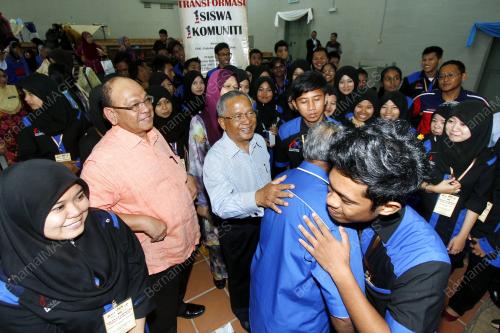 PH04_18032013_SISWA-1