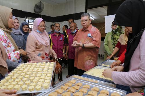 DATUK SAIFUDDIN ABDULLAH