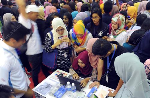 PH04_18102016_KPDNKK_PAMERAN