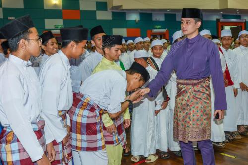 TENGKU HASSANAL IBRAHIM ALAM SHAH AL-SULTAN ABDULLAH