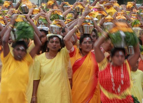 PH04_20012011_THAIPUSAM_2