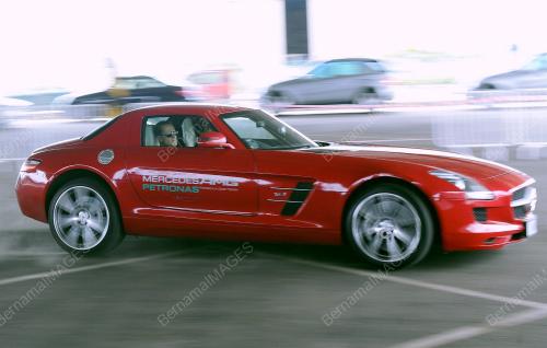 PH04_20032012_F1